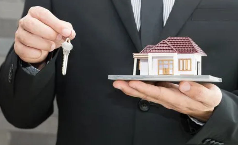 化债成功能重回牌桌？出险房企龟兔赛跑