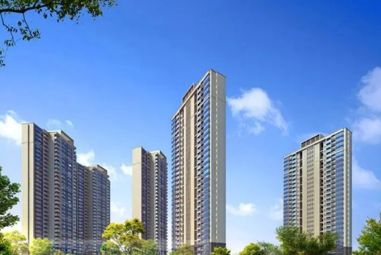 为了卖掉房子，她做了半年中介