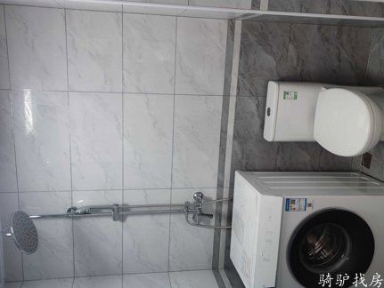 b5e6ba2283bd4e9ea1f77e4e79ee730b