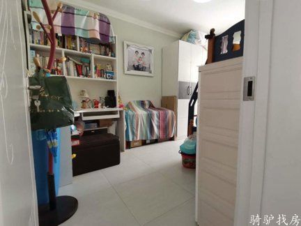 b9e47f19e9264590a3a4079d257b99b7