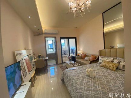 c8f695c0f7644f2aad8041b9d42a0e6b