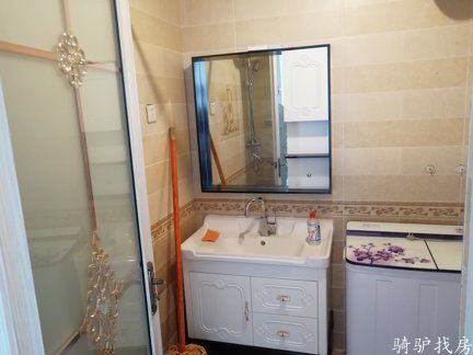 227ac853e65048378317a879c2c3855a