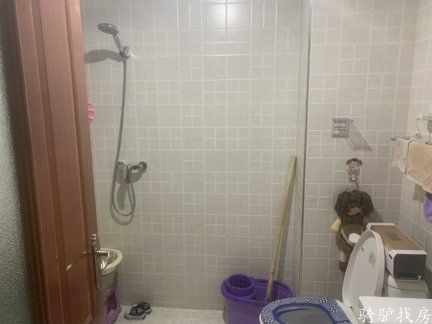 5c5d9dff8d2640f09dfa828c7d1710f6