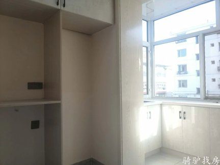 ea502b6fa8734de2a8e0d06064be60f5