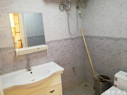 105ea1c61e5149e0b7a72fb89b06c72a