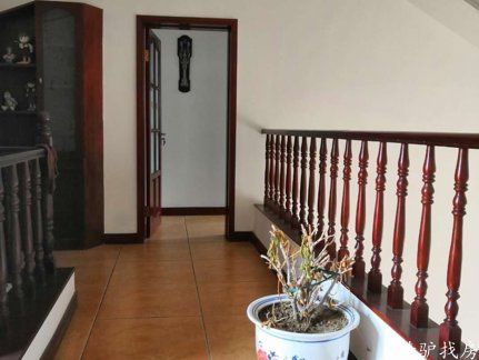 18fb2e9e3dc4430eb75cfeda5b202b3c