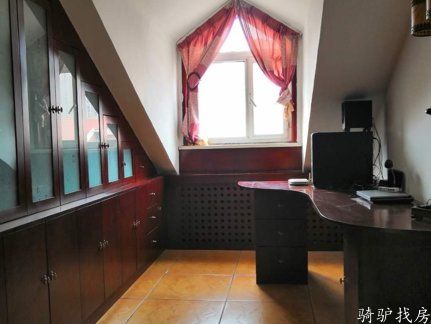 e9b02ad5aa7241529f127e8da3d7ae4a