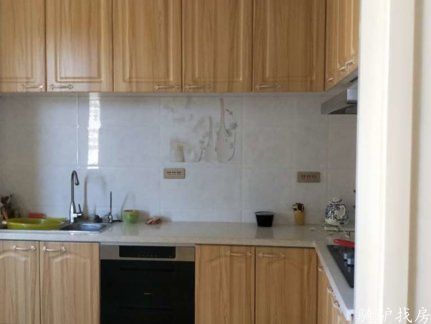 b6c24a01a5da4dabbe1334bfb0625459