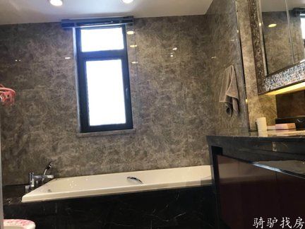 3d8fd23453034a6aa18480142ccf15ed