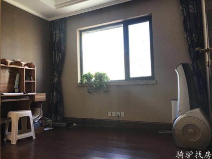 e00db1b755b04d1d86bbf722bfb39a17