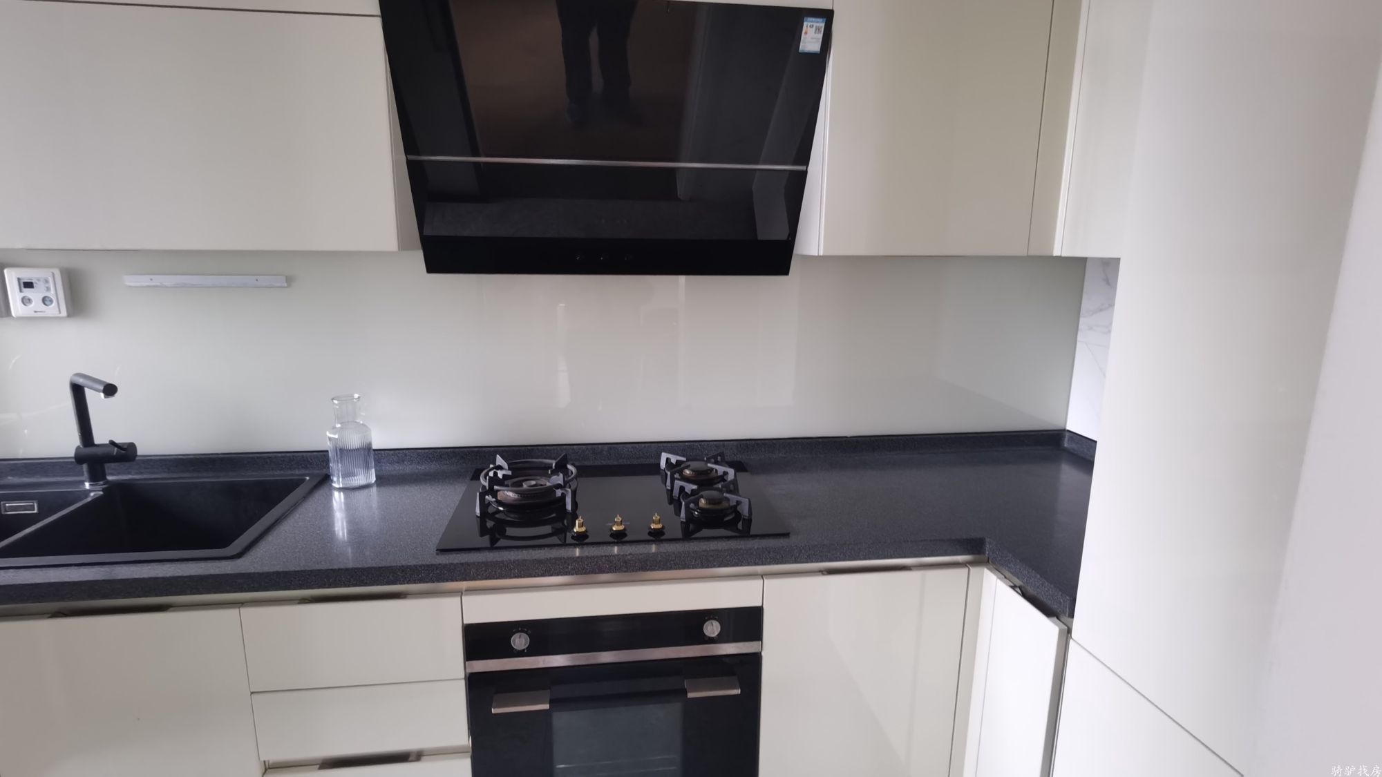 5a95dffef3bf4105d2aacfd49aa86b0a