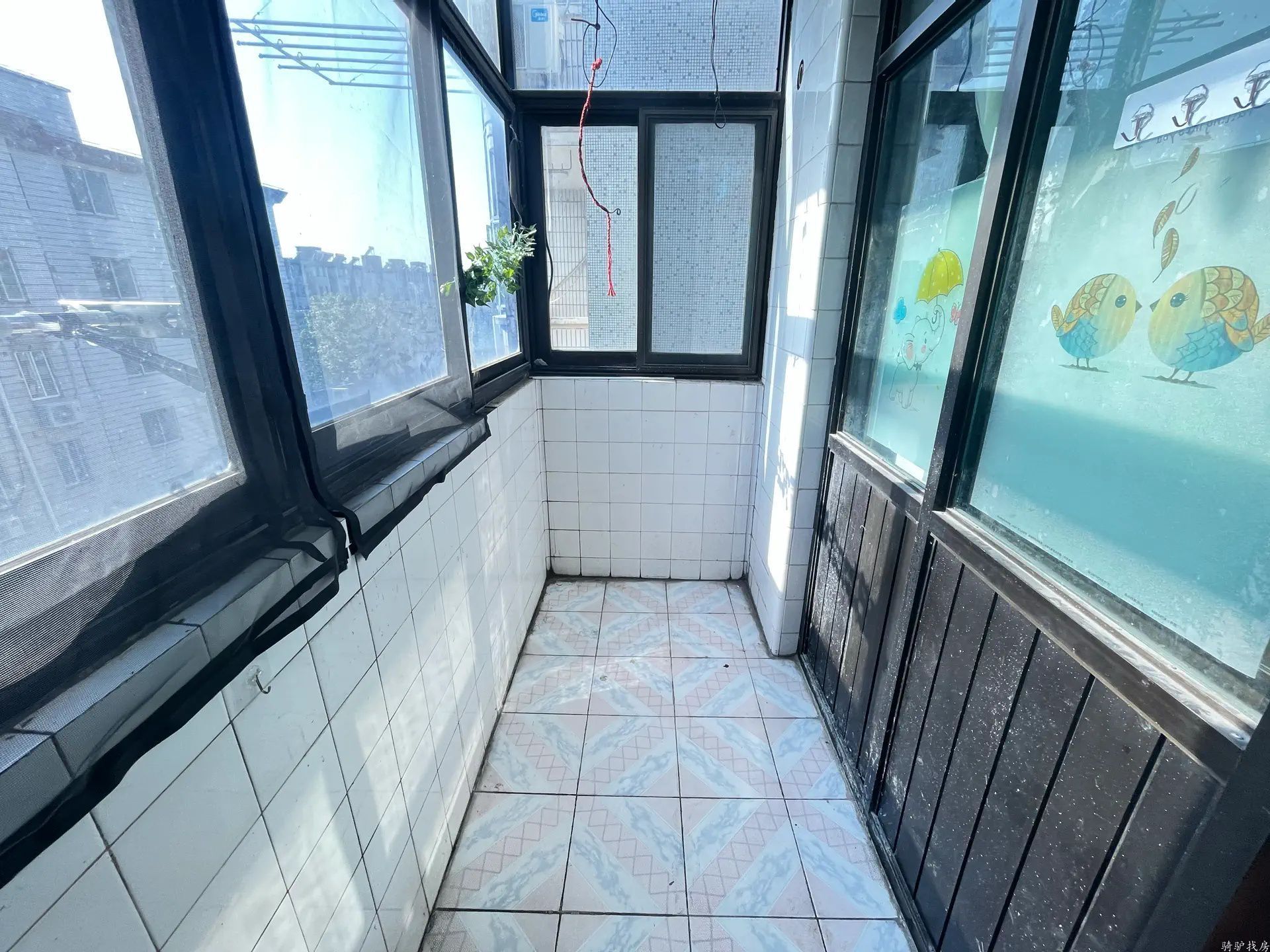 8f9db043616b040f05ad36fd0218f6d1