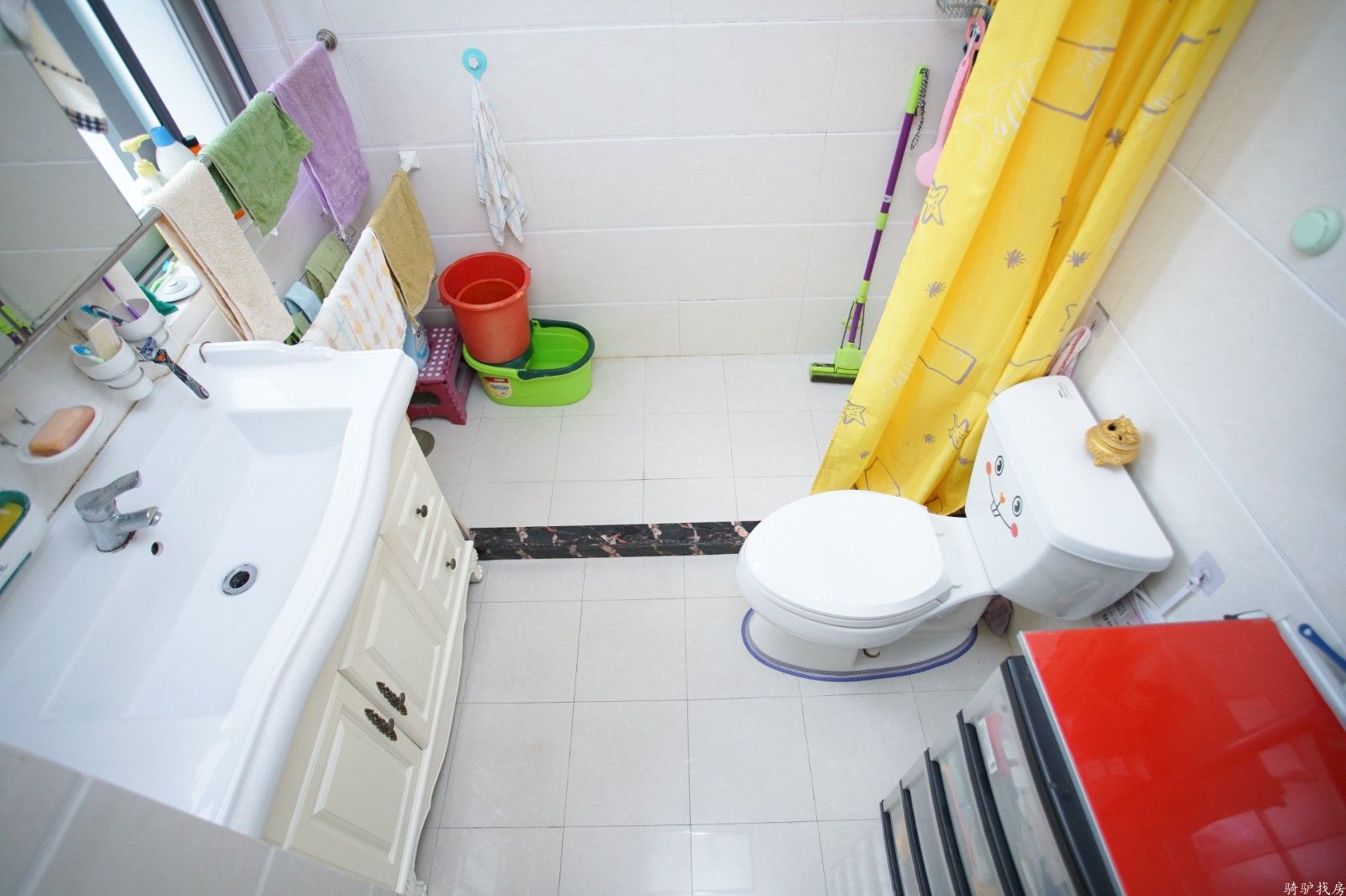 ebd2a3e69734759c81e985fd12836244