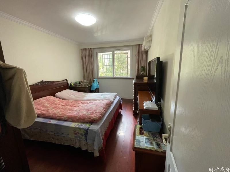 849db9122046d9c4421d7f179c85dfbb