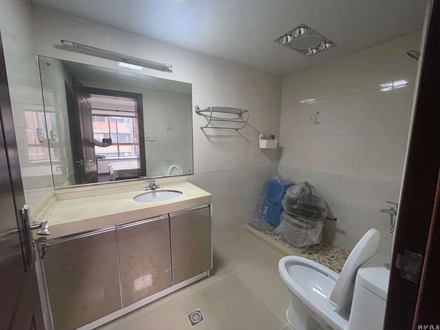 2bf10690500c0963ca3b261e2d58f76e