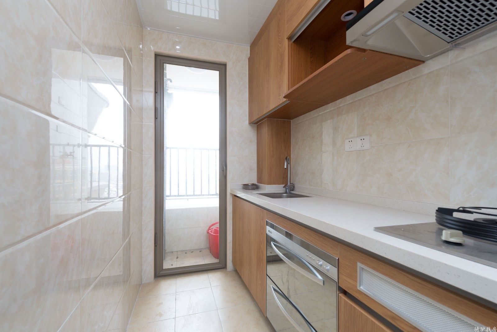 89ebdd55732a59a5b5f85eacb1dfe653