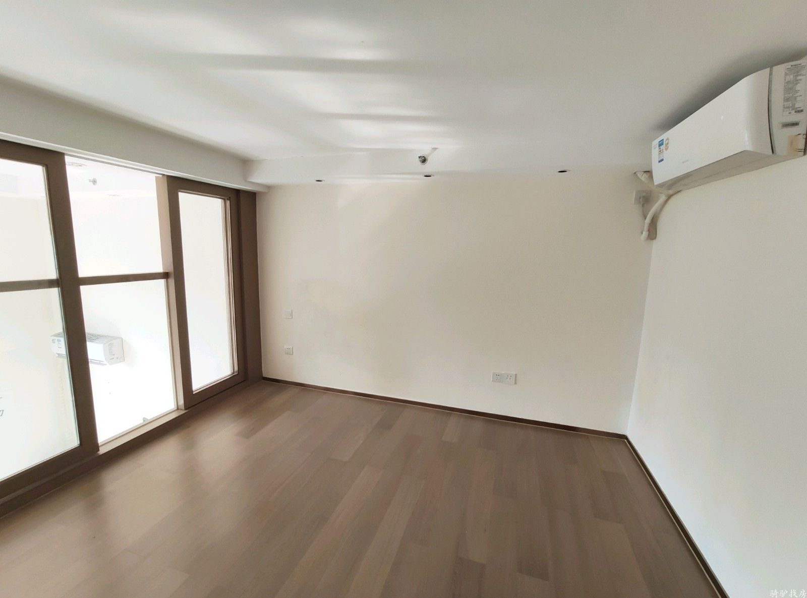 1b7b5606be352c5a1be922b93224aa9c