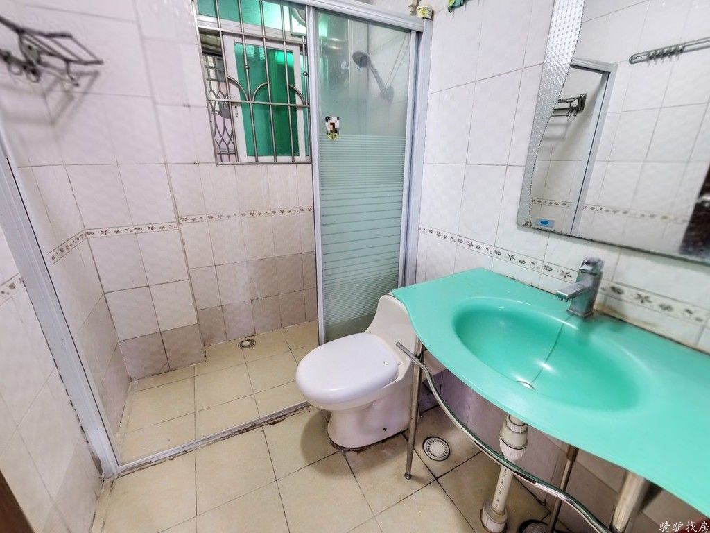 d66f66eeb69b5a4a694bb75e8608f49b