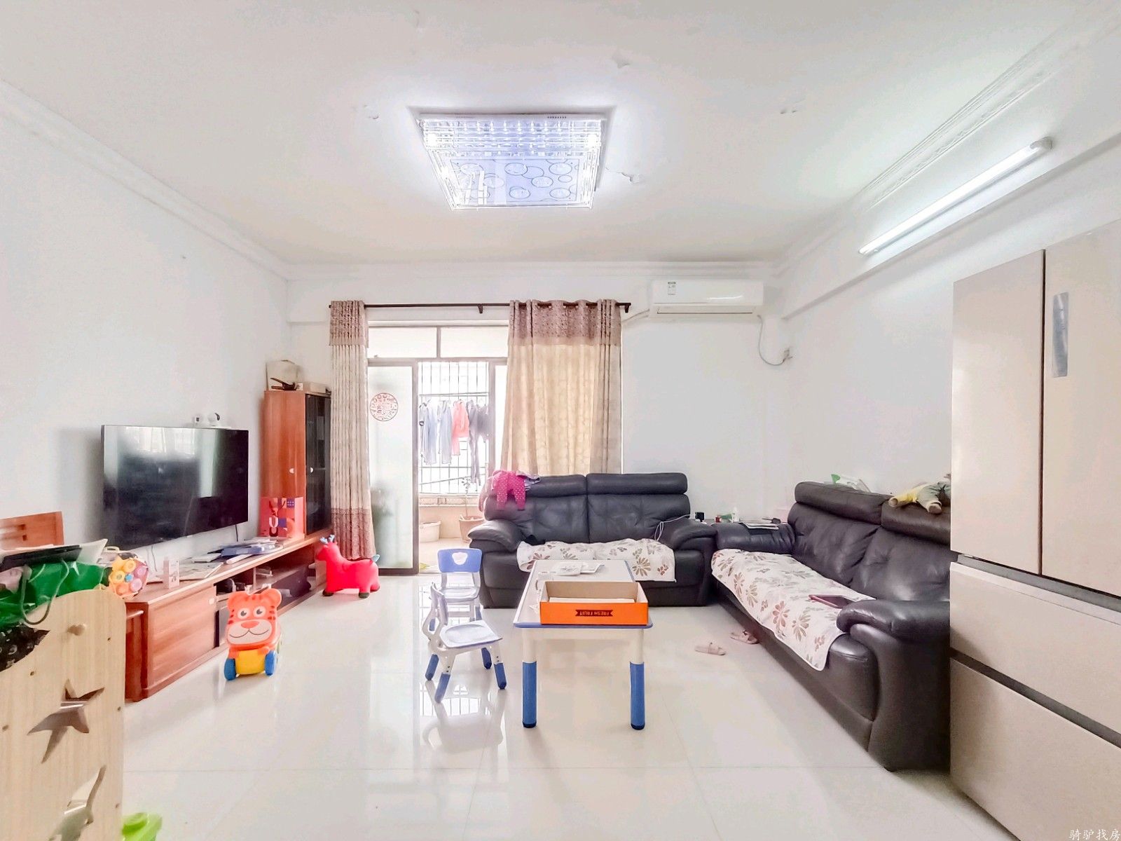 43670662a17e41f0f029a965f47bdeea