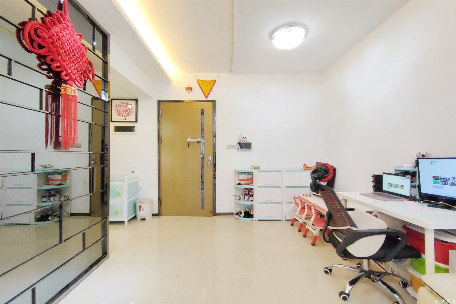 3811b03d56ebbffee93e241bf9b50f3b