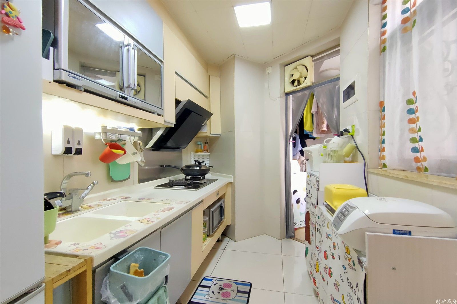 04bf064fa81ba21c1c269105486fe7e2