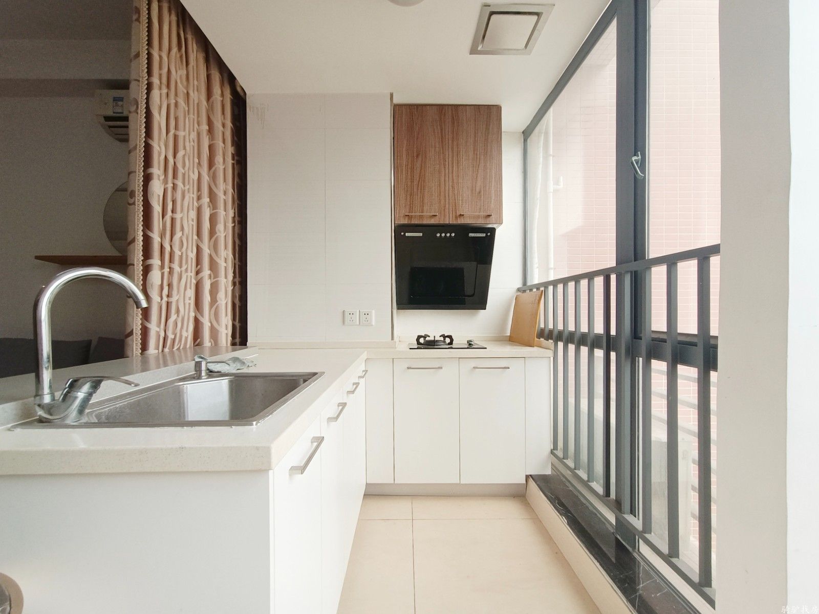 6bb2460cfe035bd5ee0c6c0f32f8dfb3