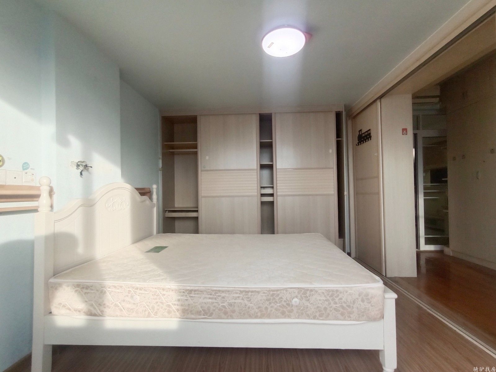 ba0969daed4c01d3957b5ee6eba10ded (1)