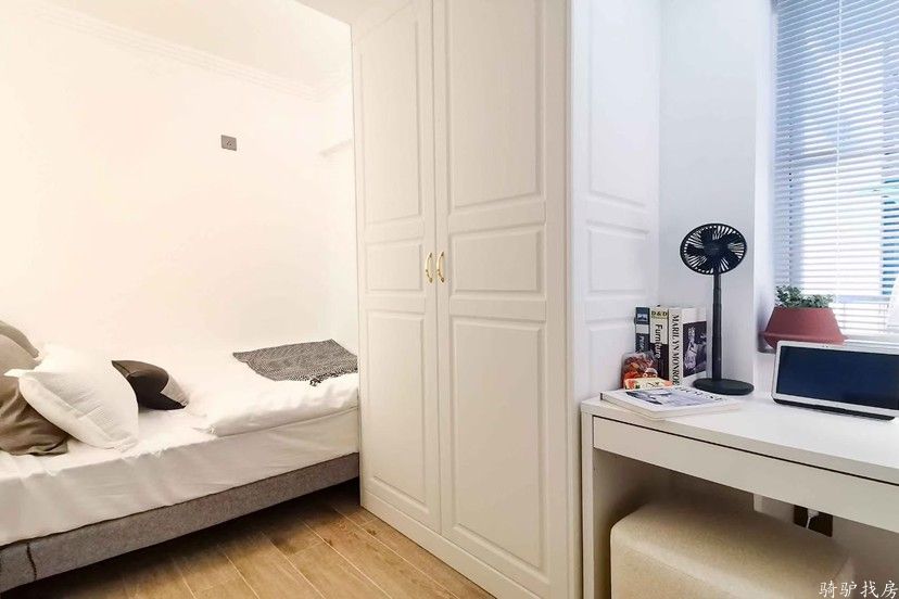 d2e8cae7a3a1c66f79f9fd0f86e4eac3