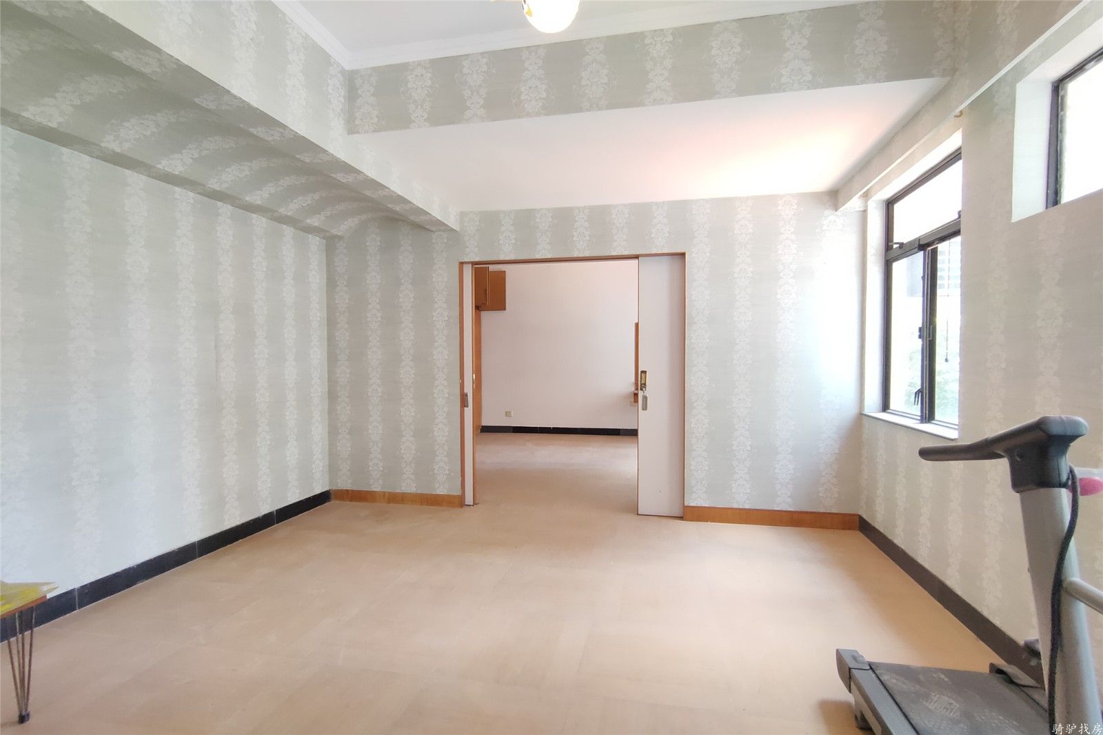 d64af54449c0af1be5ce26a68ba6e13c