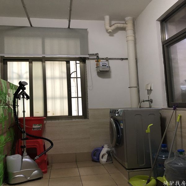 03f9bc3632947f355fdae05b005e697e