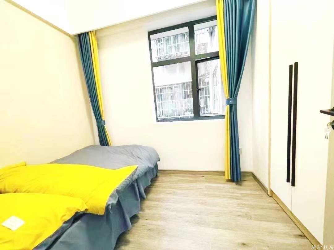 21a6bc4451ac30c005f7aecc485fd824