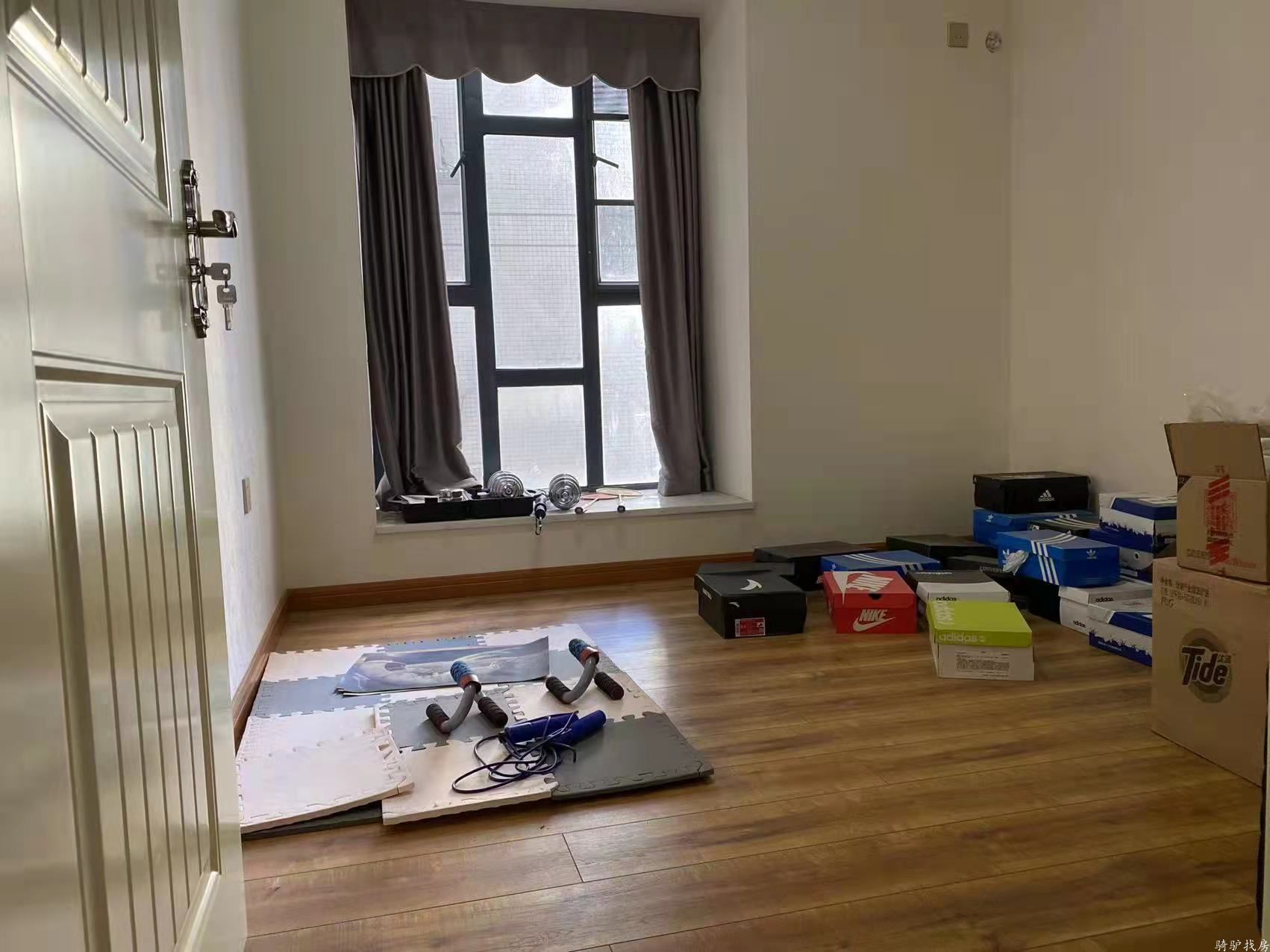 29e428ba2b31b74662c6278464c10e74