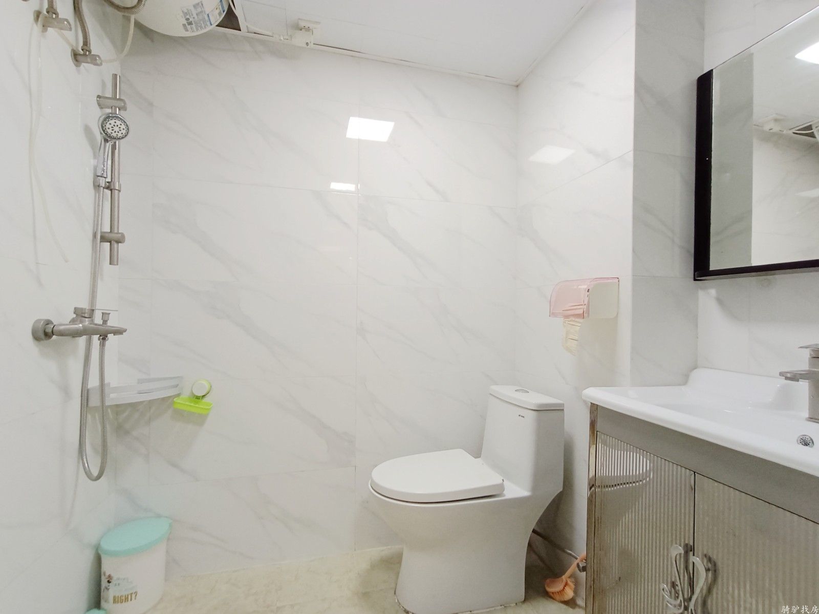 3188e4585f1983848b295532f6d72ea9