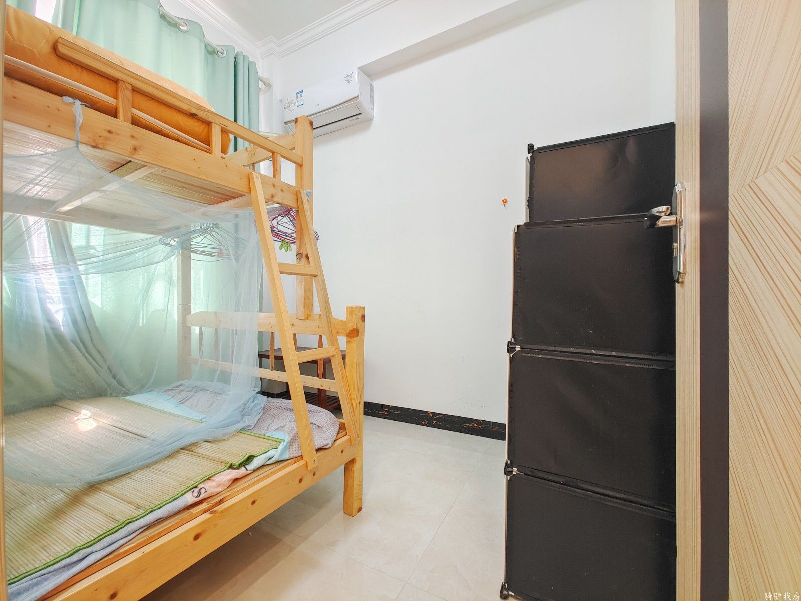 7c784d2caca04e9a3dbbdb786e9b6e35