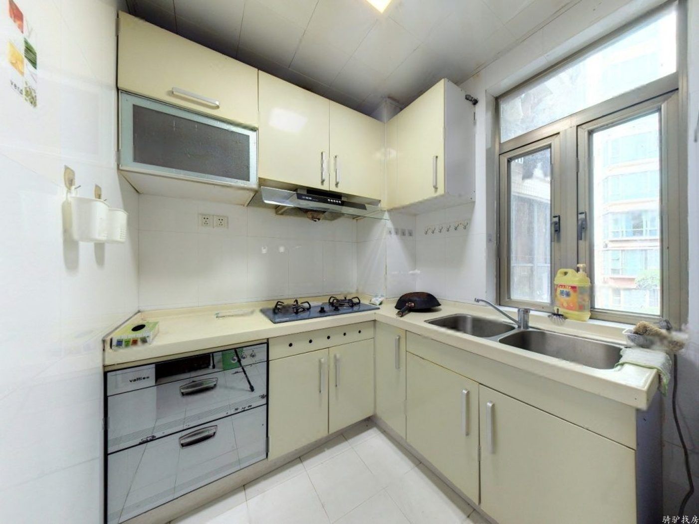 21f97fc71ad4faad7b34e57d77e40e89