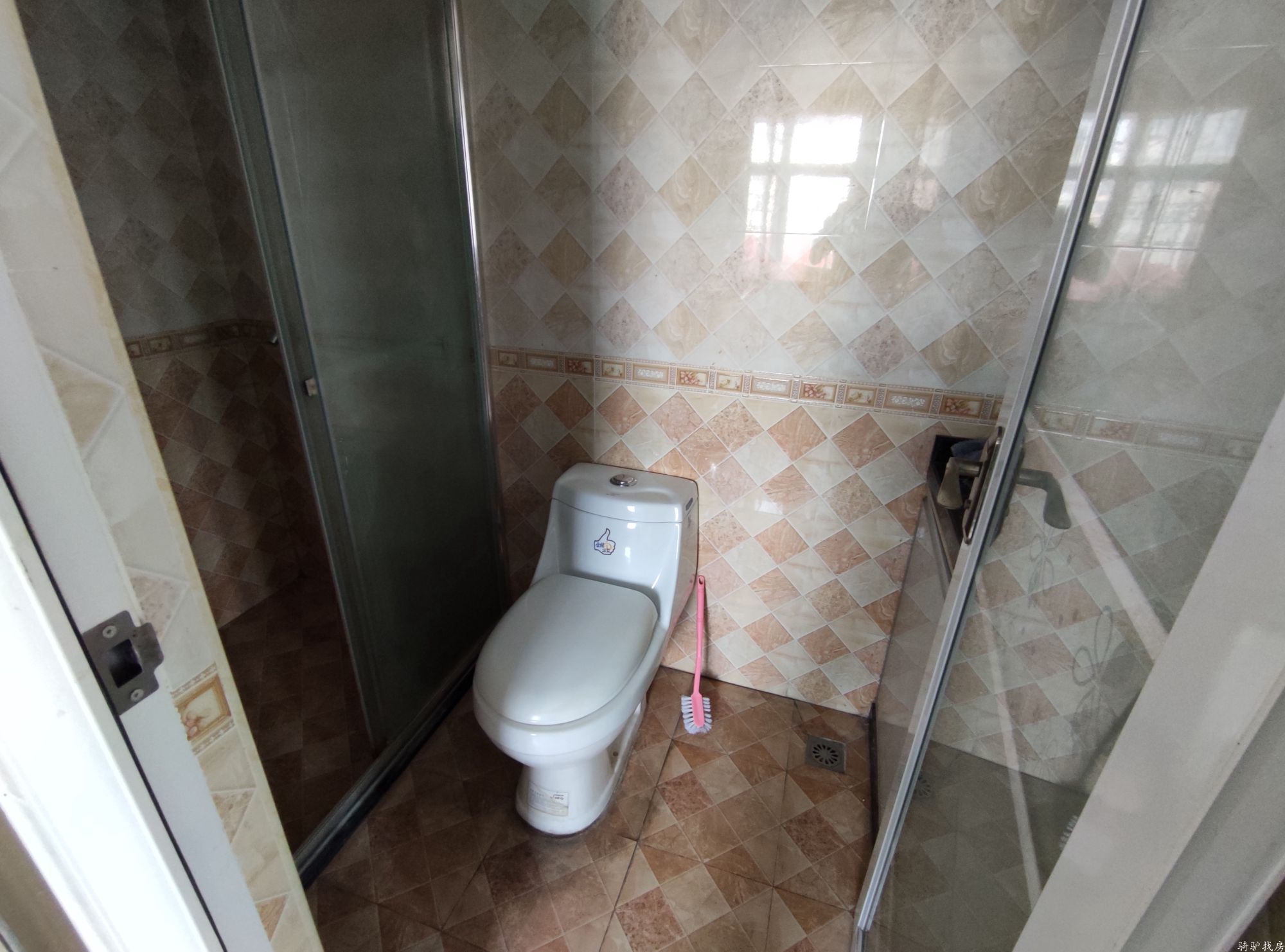 f06060cd1433b542a4dc498d1d2d9dc7