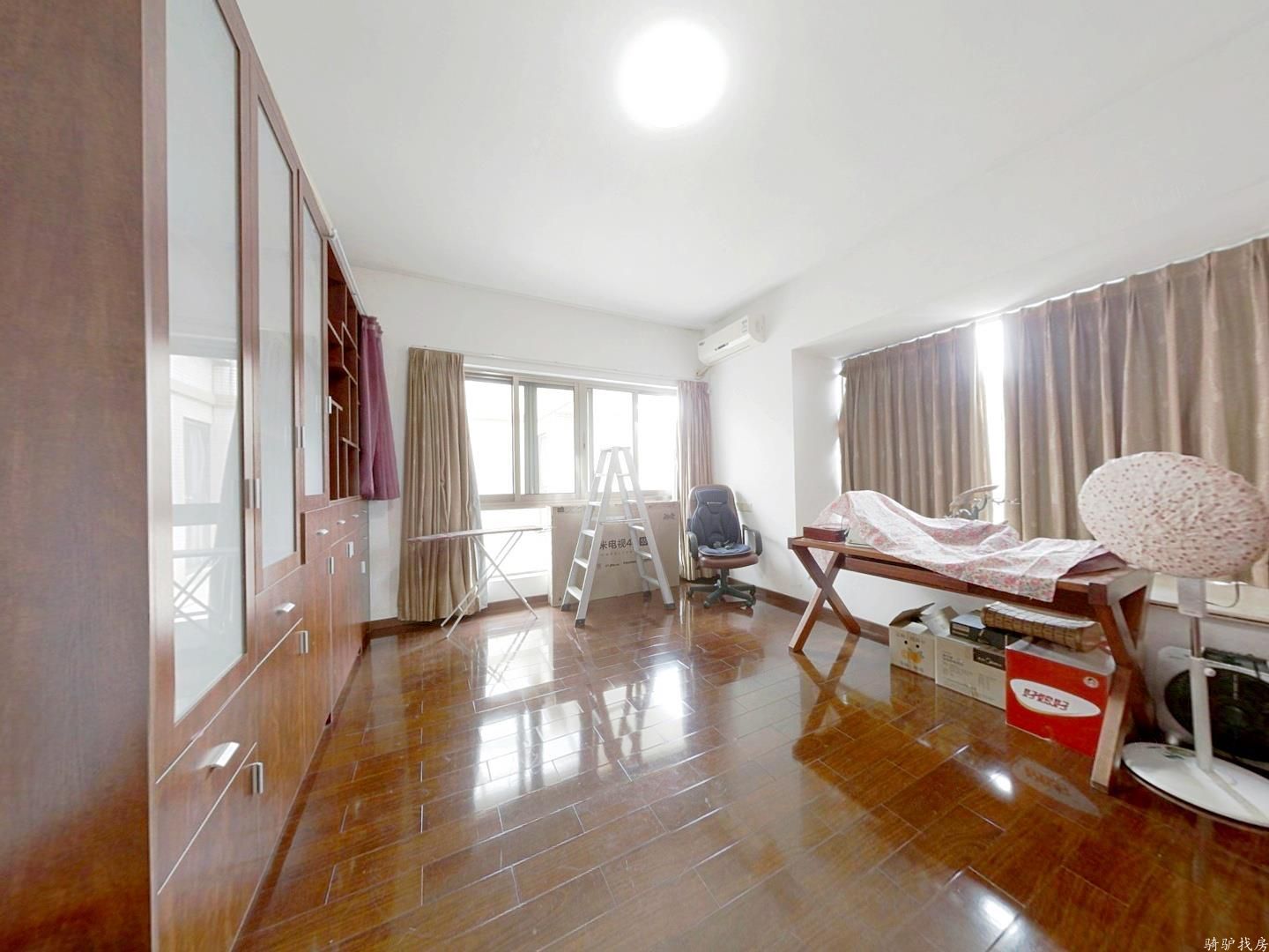 fdae7d7f8111e2e51686275f5af12b7a