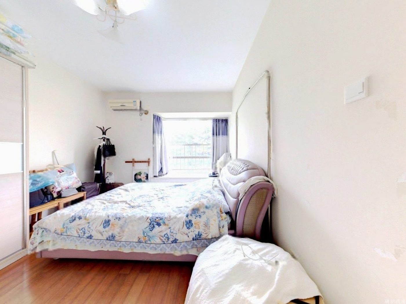 12dd40ab07bb22474ac401a6e160d2d1