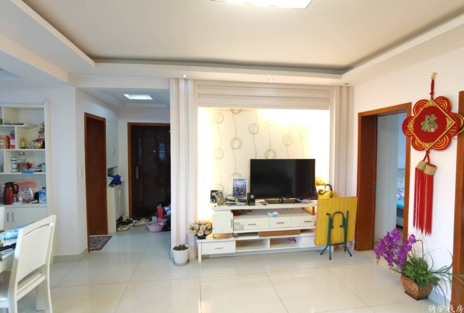 d2e2af71937043c09e33c3a7f62e355a