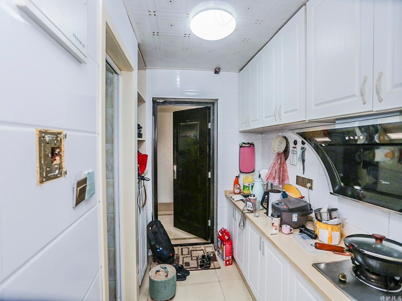 eefb3c84327e292351a352056c521063