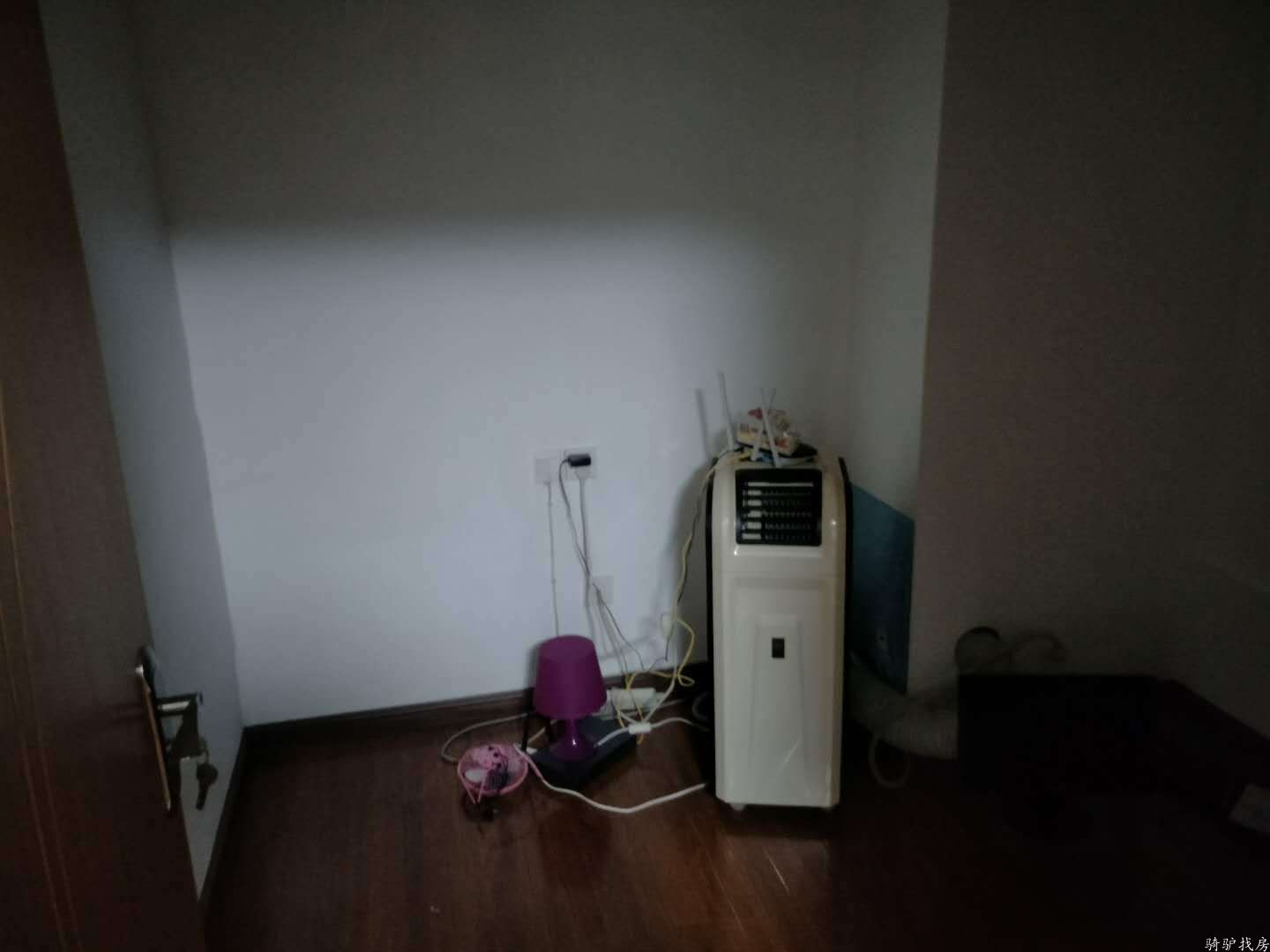 2e8c42764d8a18223cad6318868fb4e3