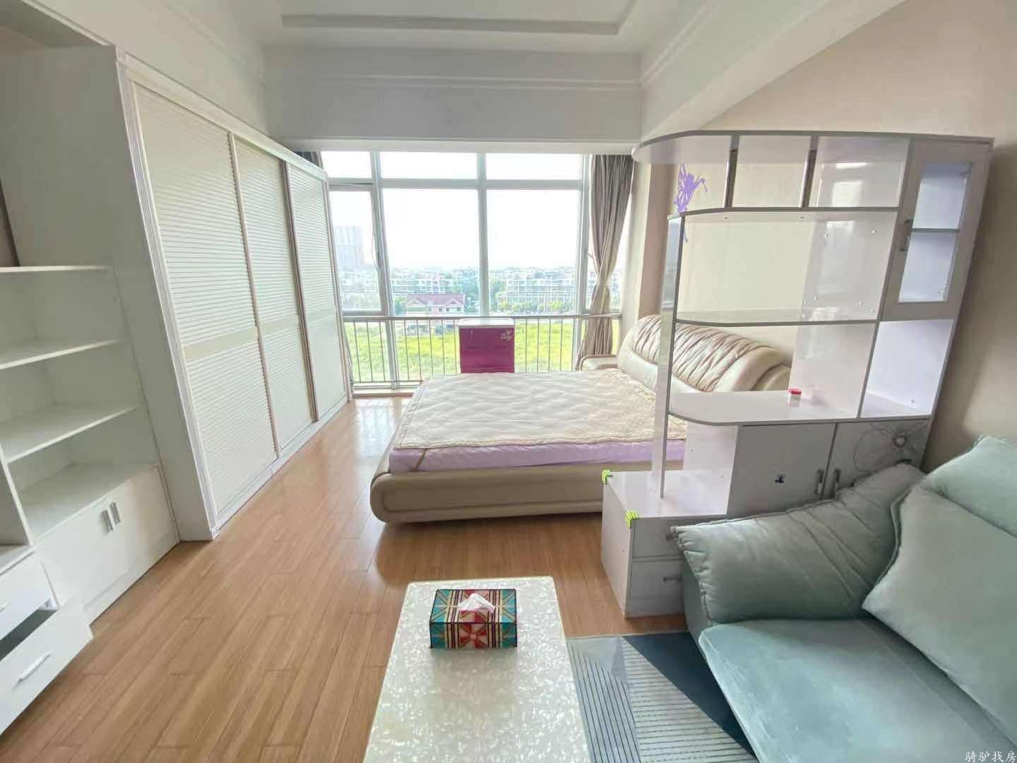 249d27e2d84bf767a18b7137fead3942