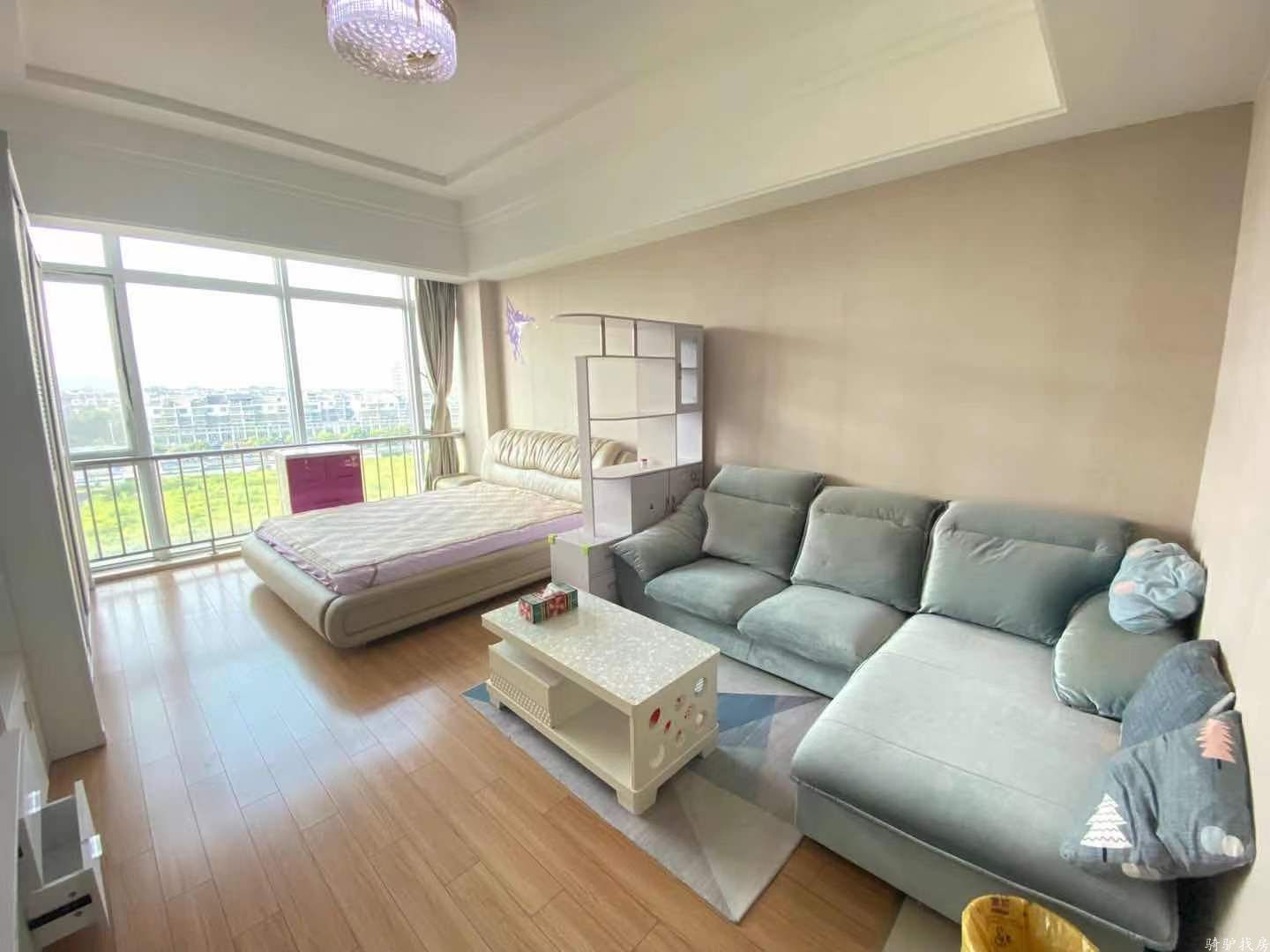 f060411601290ebee47b415d90f46590