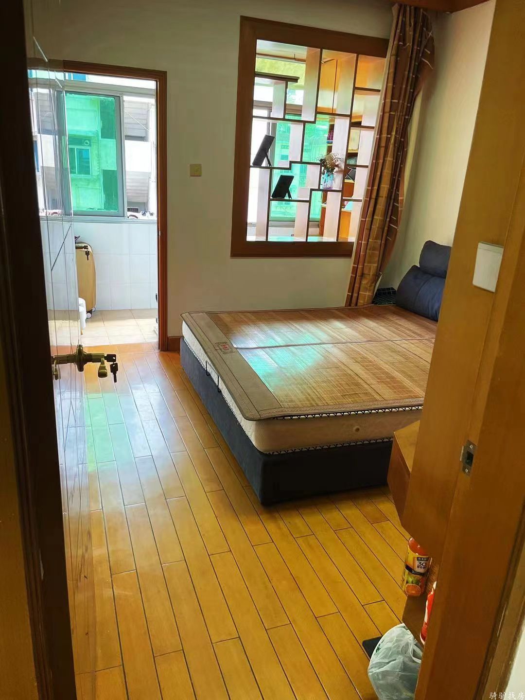 3f92045faae8a74f47f8beef126f94bf (1)