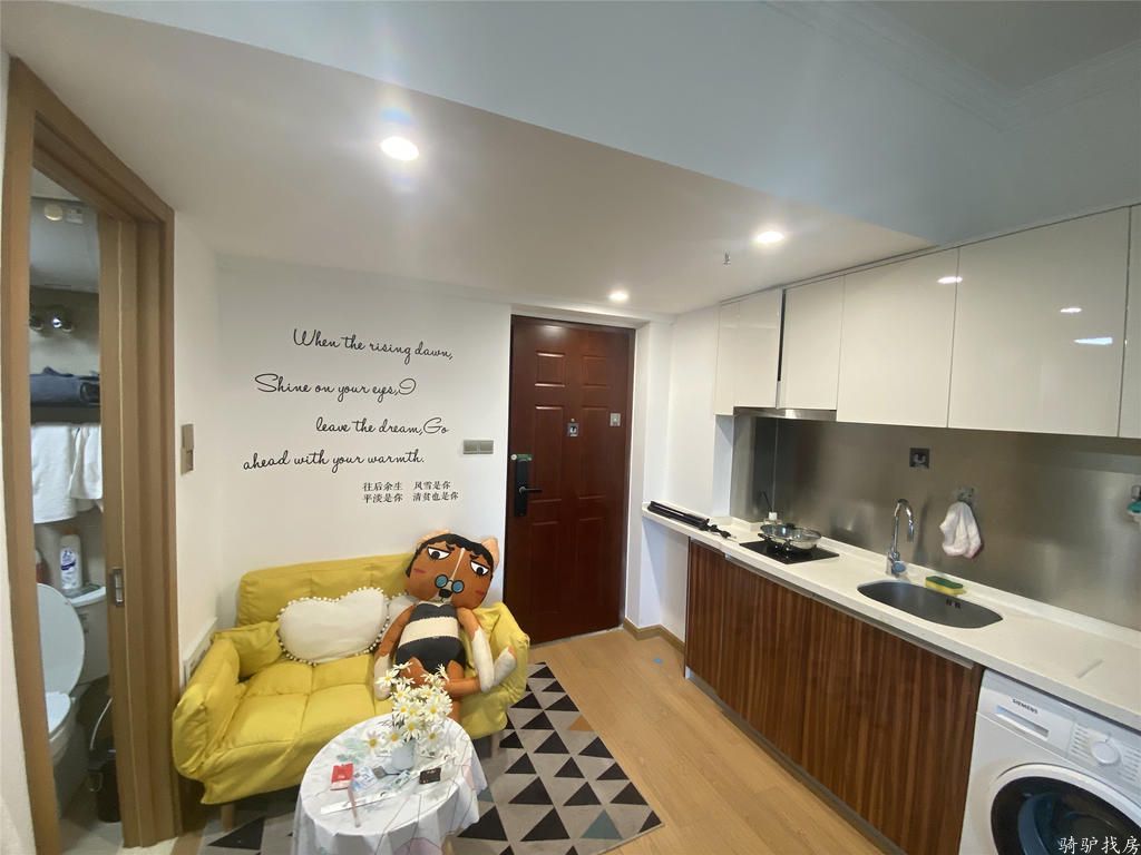 1098448b2079c76ece36556a7ff1db65