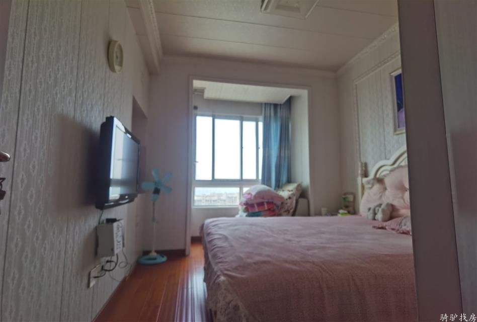 c829f5c0ff6334053fd4066ed49e2ae2