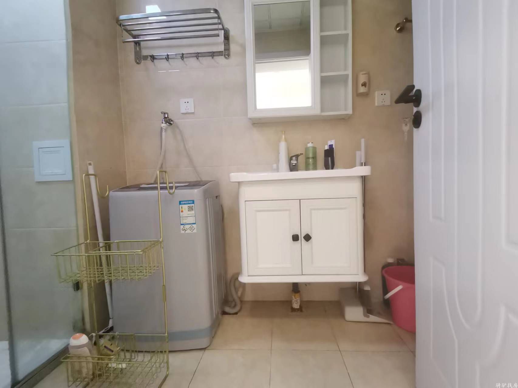 eefdf0a5634cee908867e199c6b6a8ca