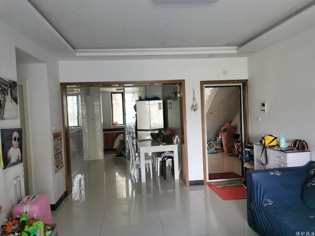 047f0fed578b88b37bd2d5199271d298