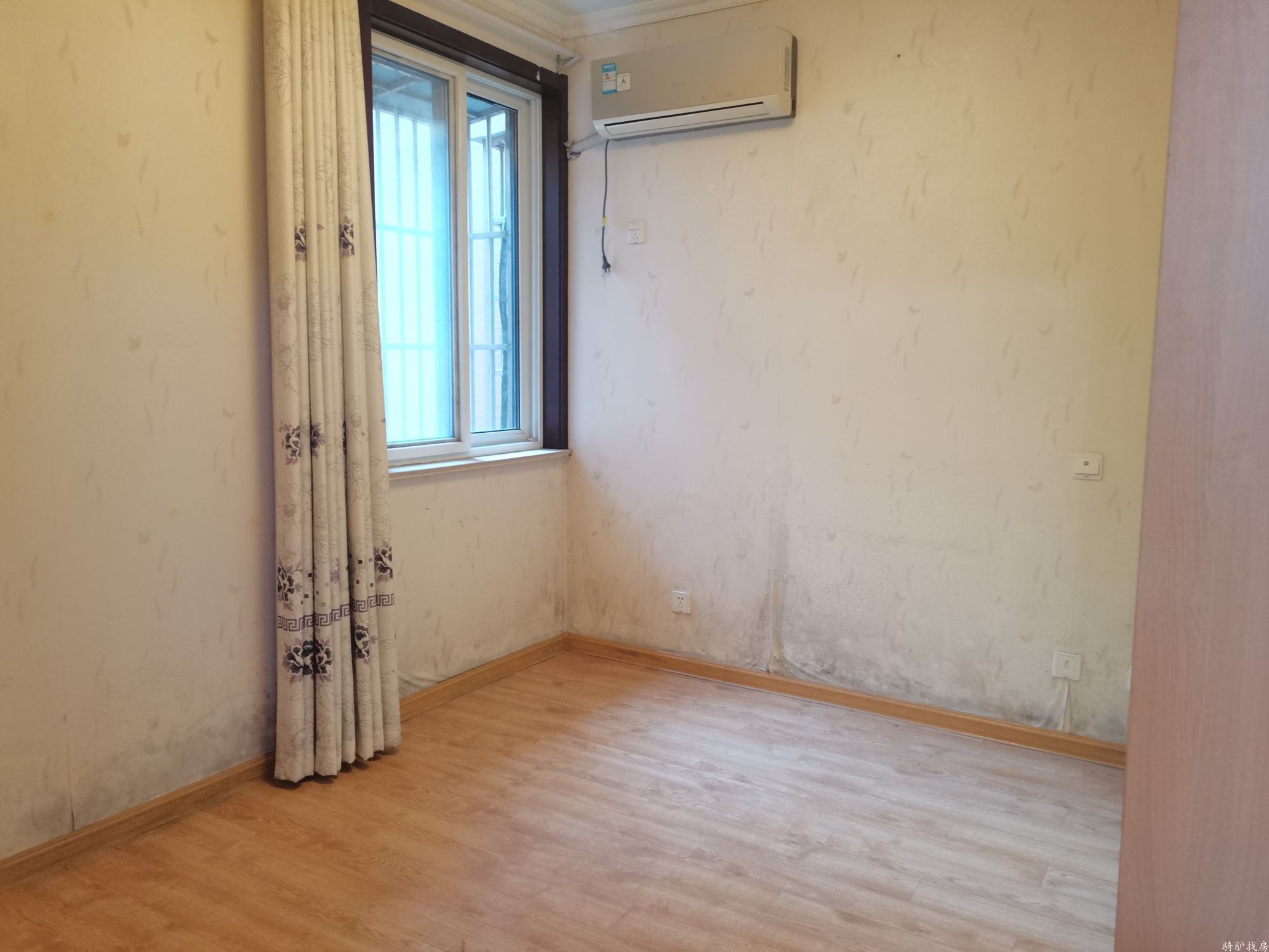 804b9fd93e82b5f03ed27814a7ea01ee