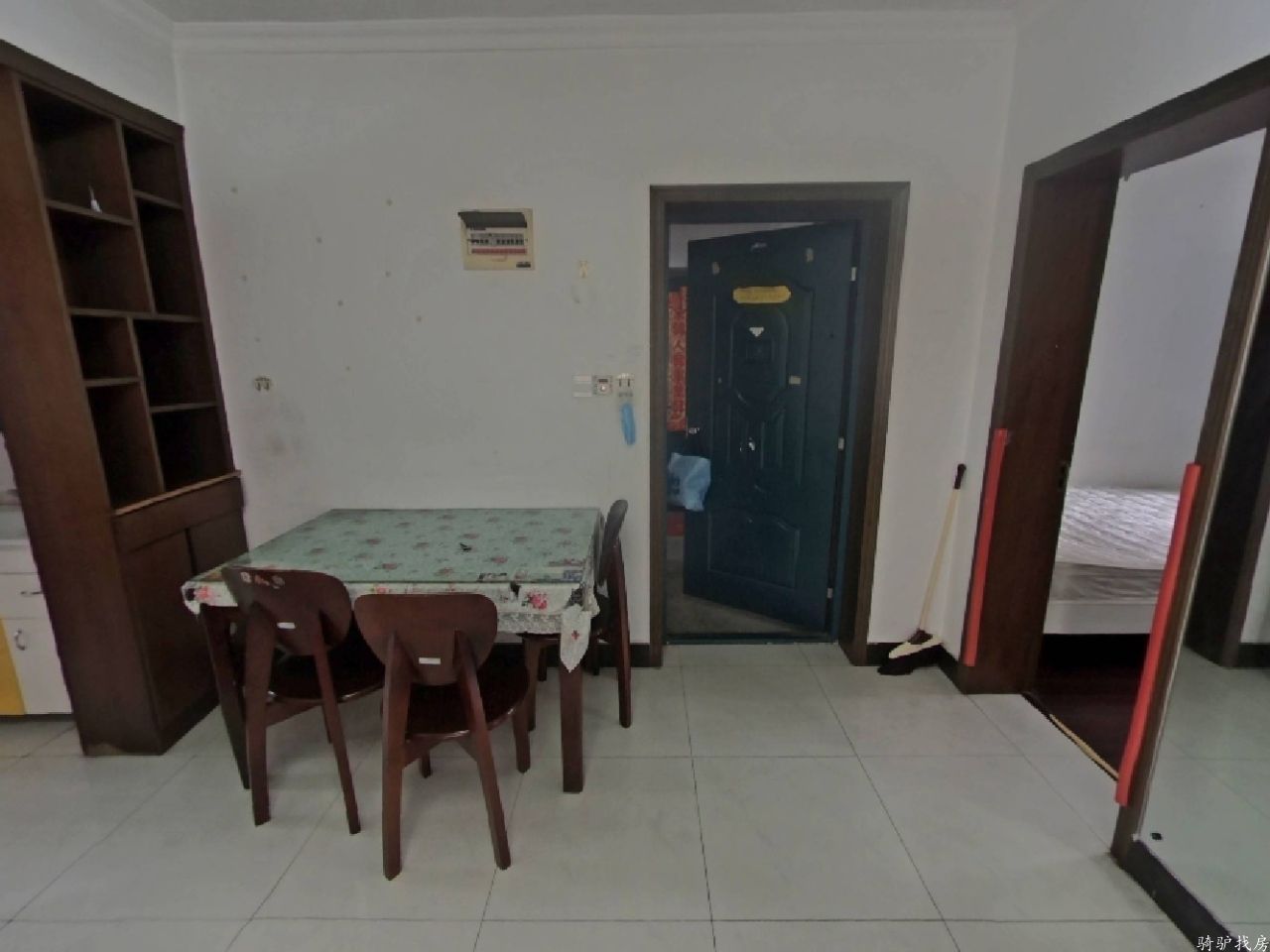 5e4e2623415bd25456c475310929e161